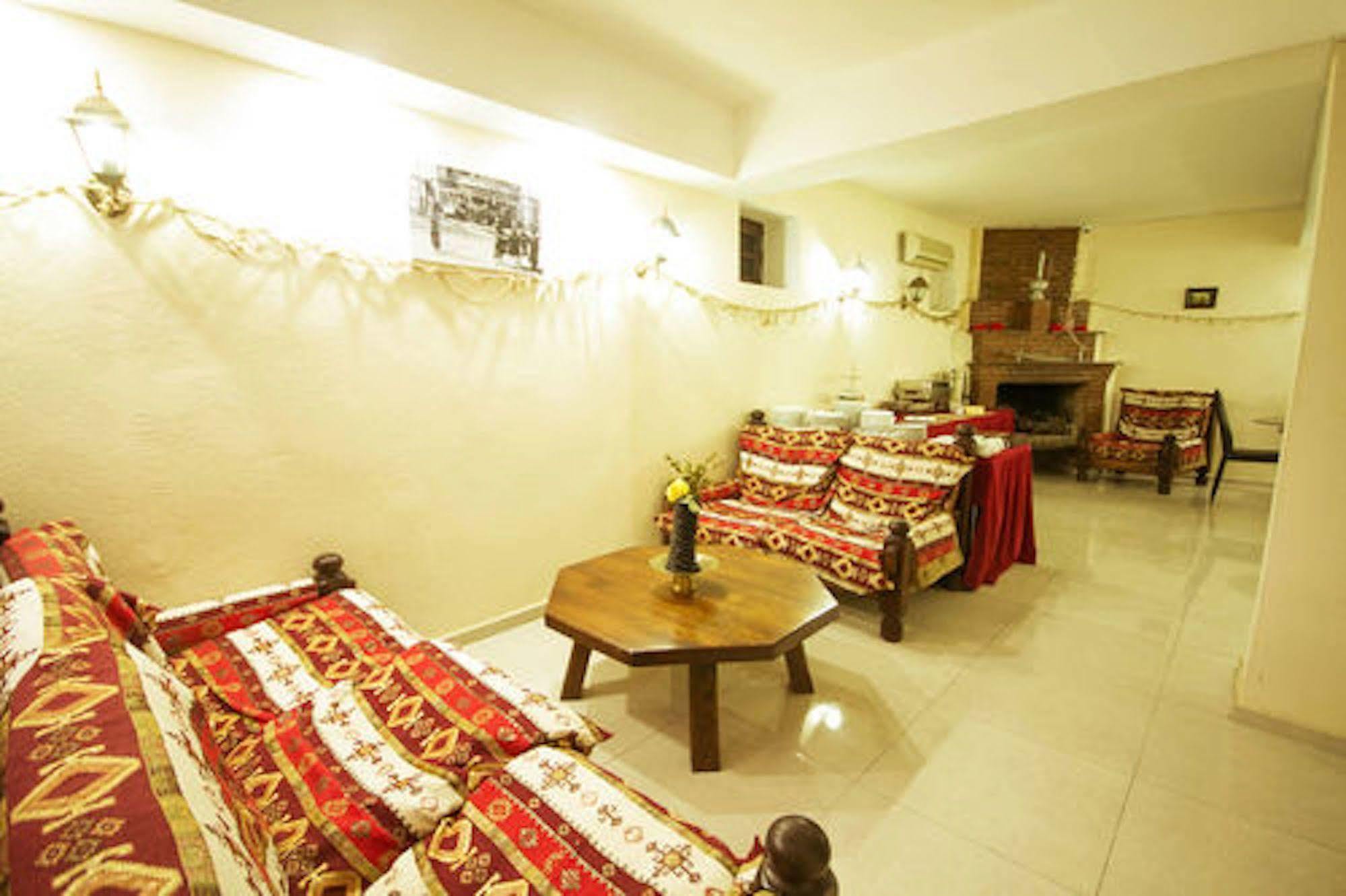 Log Inn Boutique Hotel Tbilisi Eksteriør billede