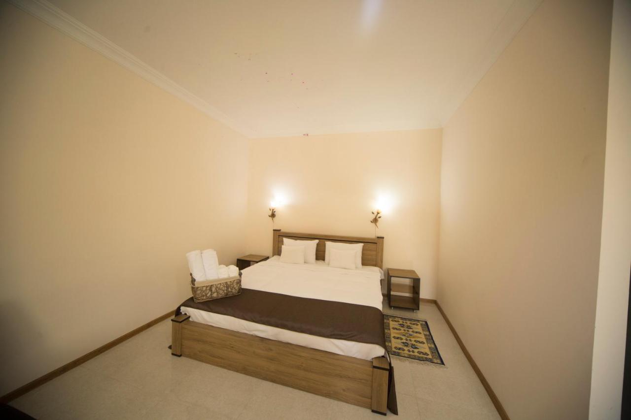 Log Inn Boutique Hotel Tbilisi Eksteriør billede