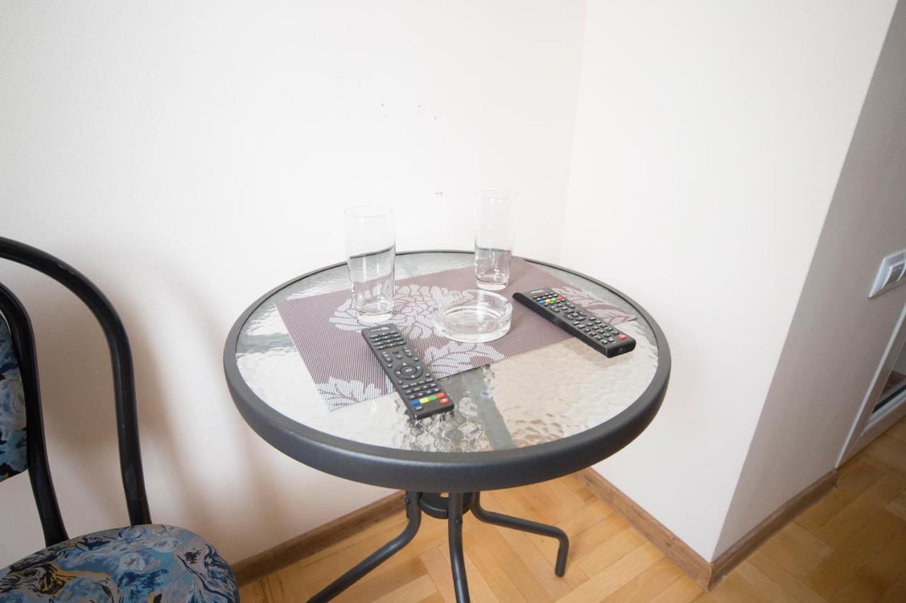 Log Inn Boutique Hotel Tbilisi Eksteriør billede
